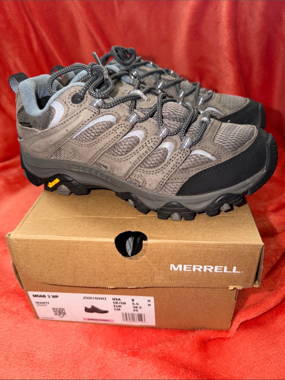 NIB Merrell Moab 3 WP Women’s Hiking Shoes Granite size 8